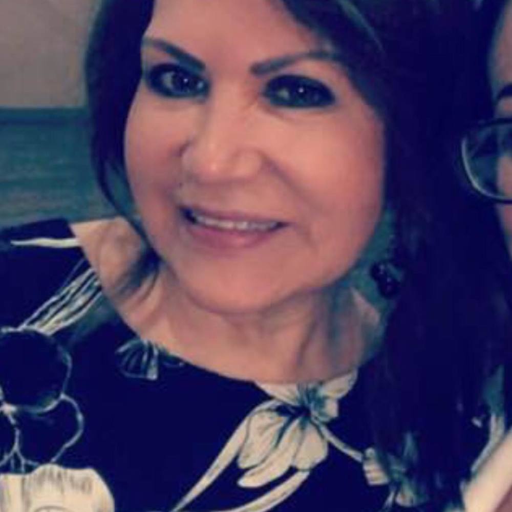 Meet your Posher, Elcia